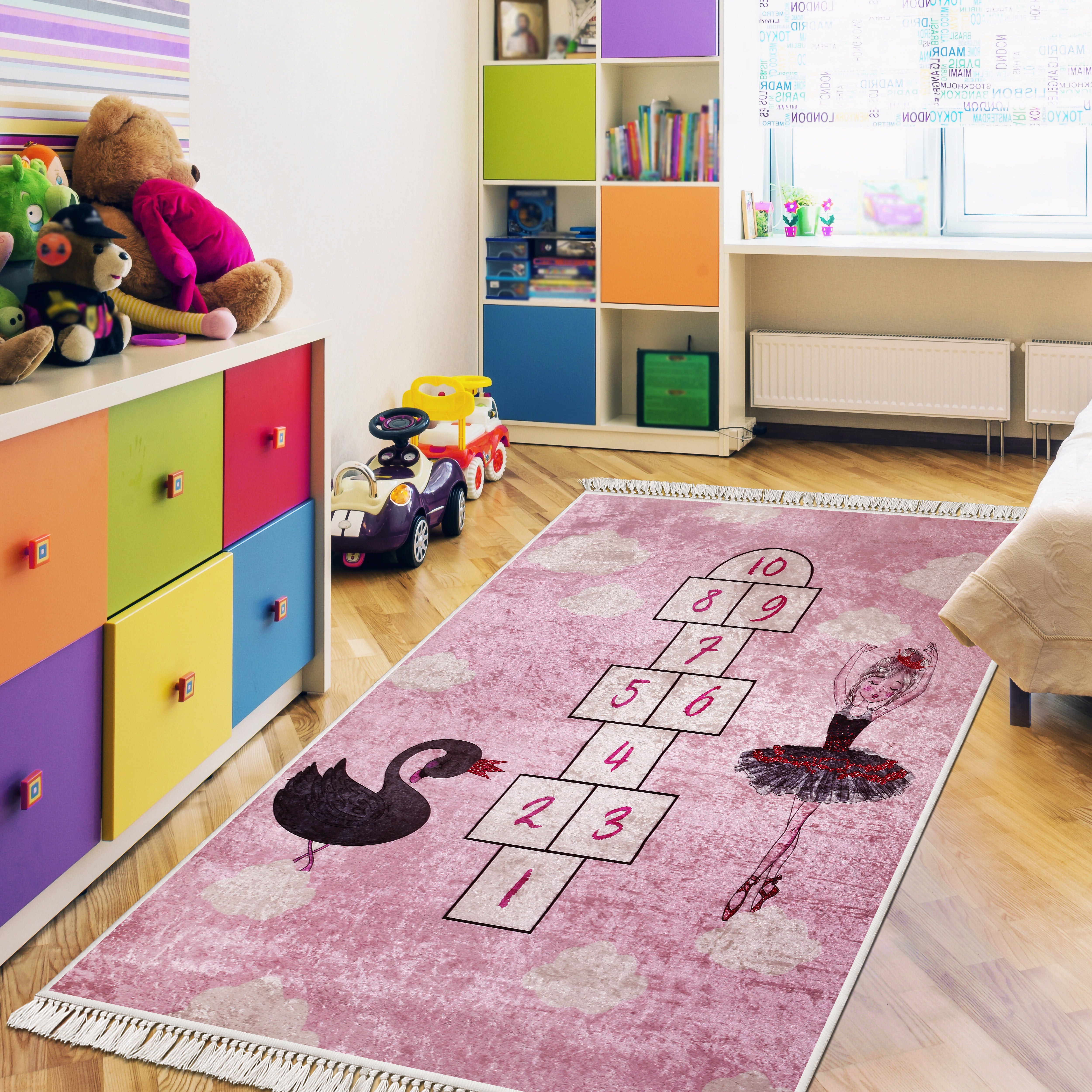 SEKSEK PEMBE - Kaymaz Deri Taban Makinede Yıkanabilir Salon Oturma Odası Mutfak Halısı